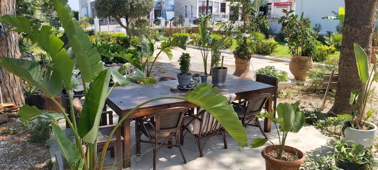 Azalea Garden Apartment With Mountain View Κρεμαστή Εξωτερικό φωτογραφία