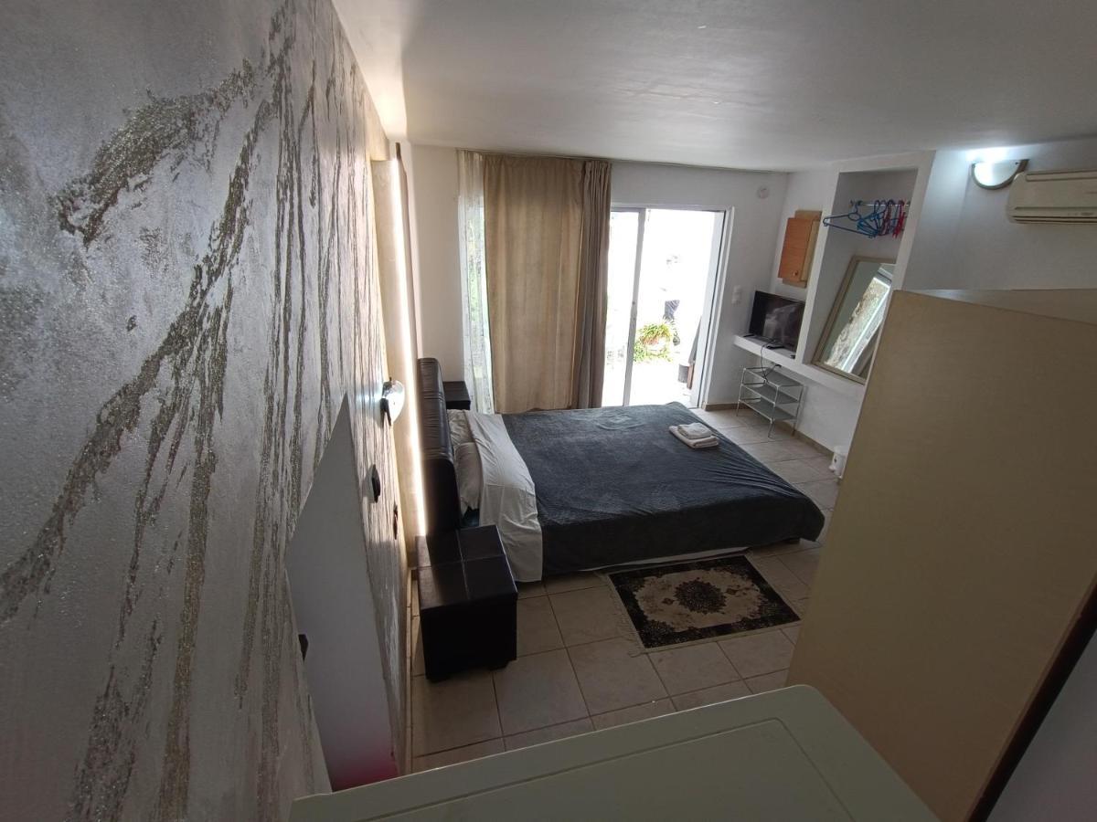 Azalea Garden Apartment With Mountain View Κρεμαστή Εξωτερικό φωτογραφία