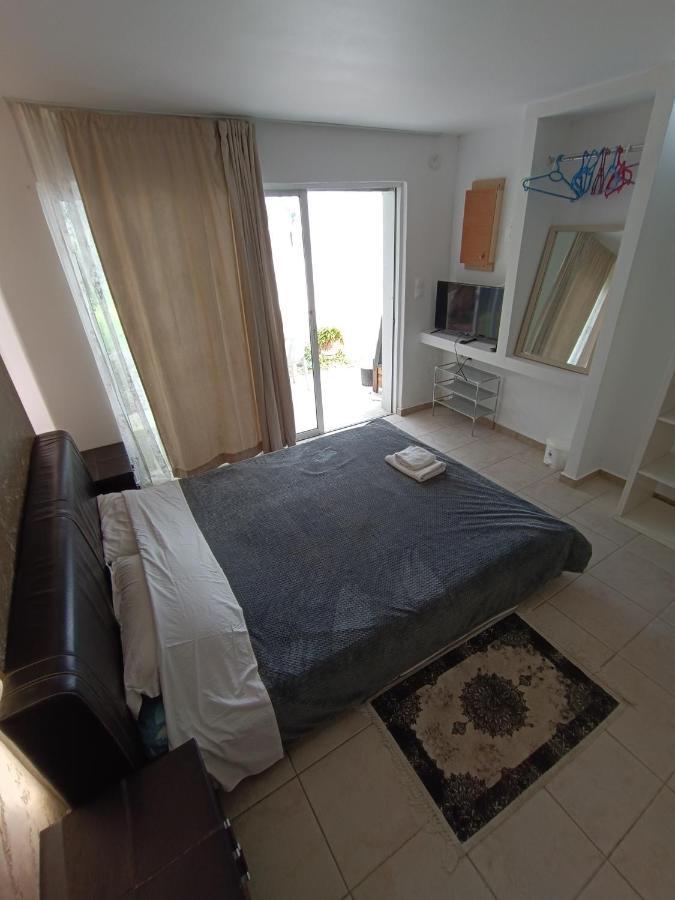 Azalea Garden Apartment With Mountain View Κρεμαστή Εξωτερικό φωτογραφία