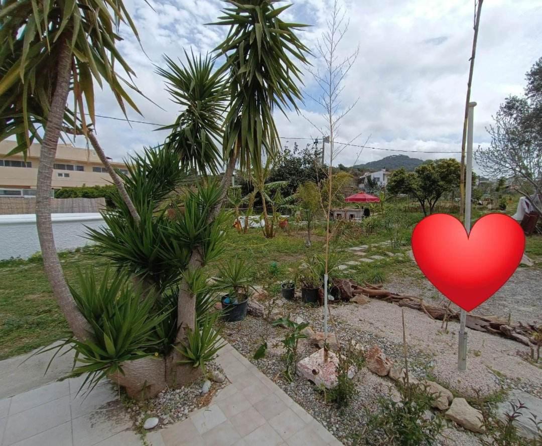 Azalea Garden Apartment With Mountain View Κρεμαστή Εξωτερικό φωτογραφία